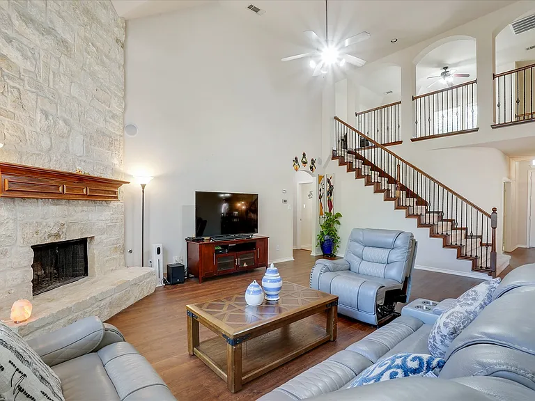 10153 Ferry Farm Ln — Photo 12