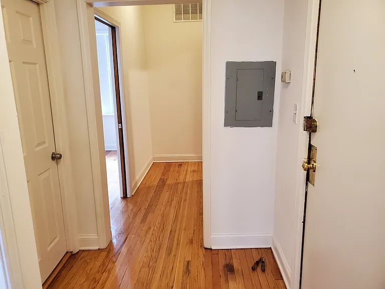 2331 W Arthur Ave #2E — Photo 6
