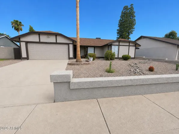 7925 W DREYFUS Drive, Peoria, AZ 85381