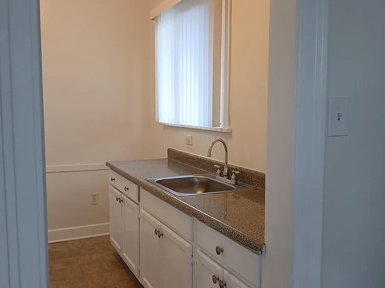 314 S Catalina St — Photo 27