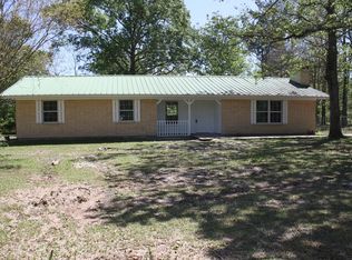 1858 Cowart St, Huntington, TX 75949