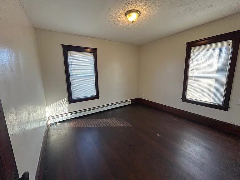 54 Clyde St #2 — Photo 2