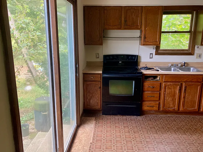 4205 E Scholl Rd — Photo 14