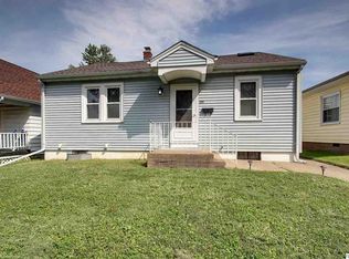 1513 Cherry St, Quincy, IL 62301