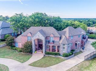 117 Laurel Creek Dr, Sherman, TX 75092