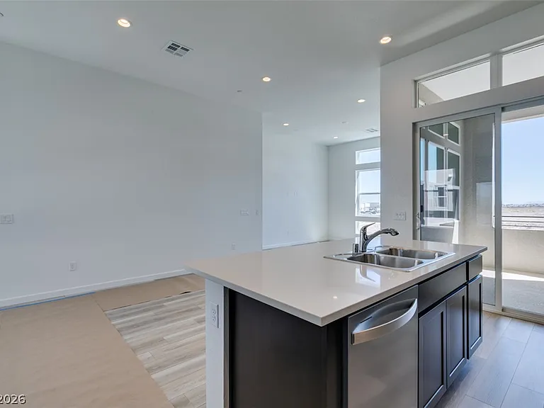 2498 Indigo Mountain St — Photo 31