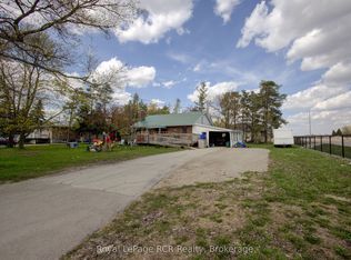 460 Domville St, Wellington North, ON N0G 1A0
