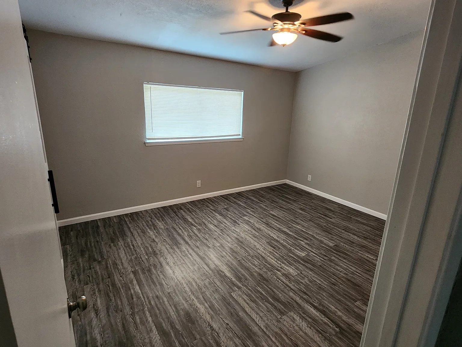 3 bed, 1500 sqft, $1,995 — Photo 3