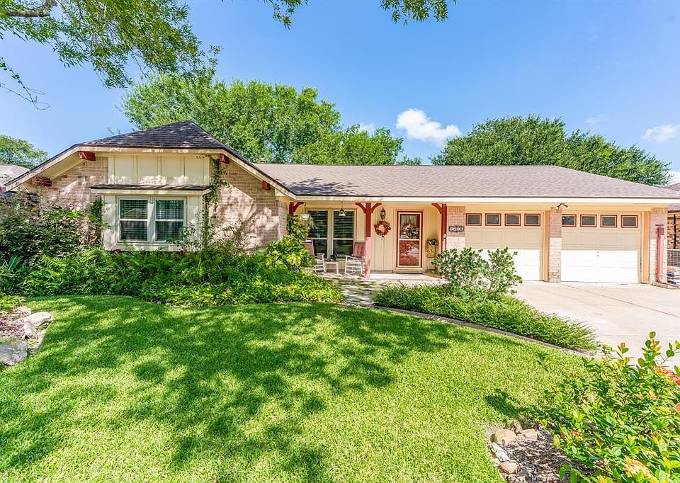 1st image of 2716 Shady Creek Dr