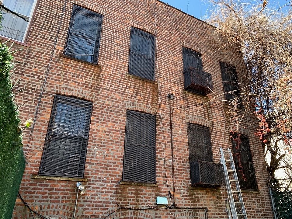 2nd image of 52 Van Siclen Ave