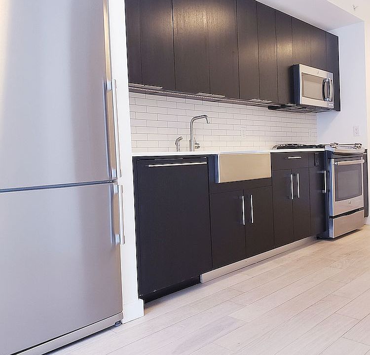 1st image of 535 W 43rd St APT N9k