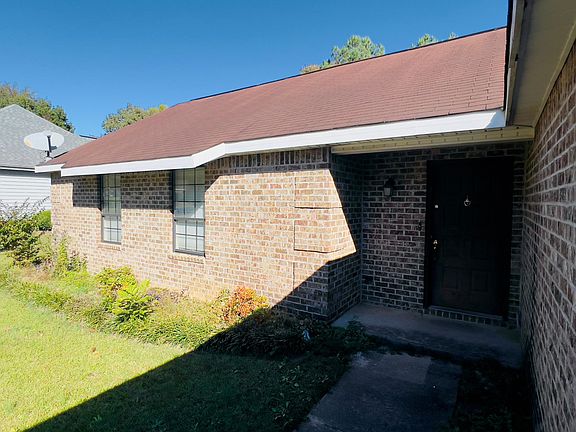 3rd image of 113 Cherren Dale Dr