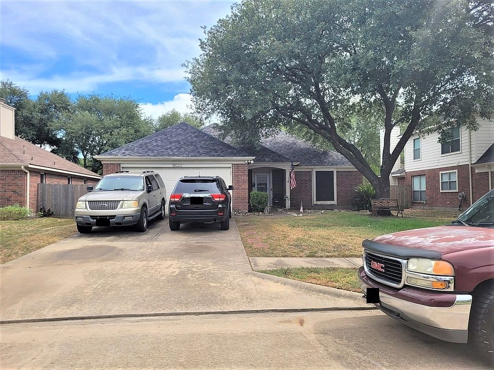 1st image of 18023 Carbridge Dr
