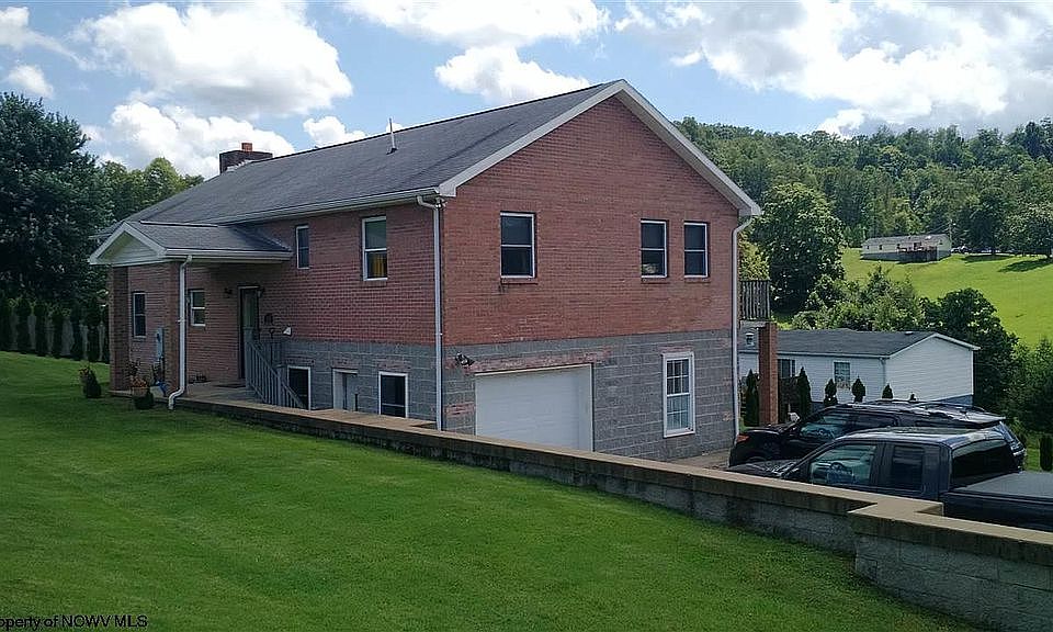 1st image of 138 Cara Marita Dr