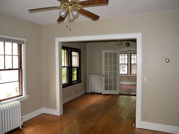 4th image of 3115 Girard Ave S #2