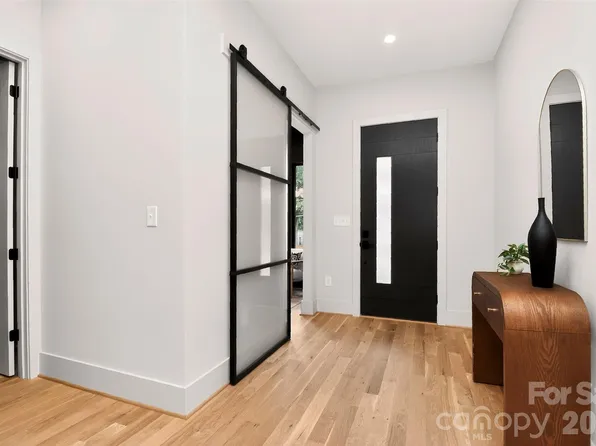 1304 N Caldwell St, Charlotte, NC 28206