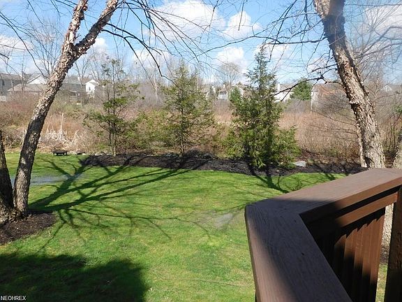 3rd image of 10467 Belmeadow Dr
