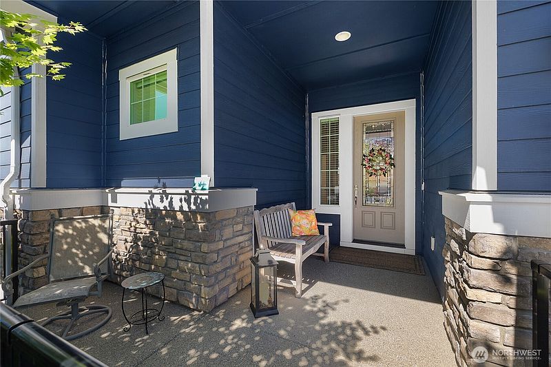 4th image of 3347 Arrowroot Street SE