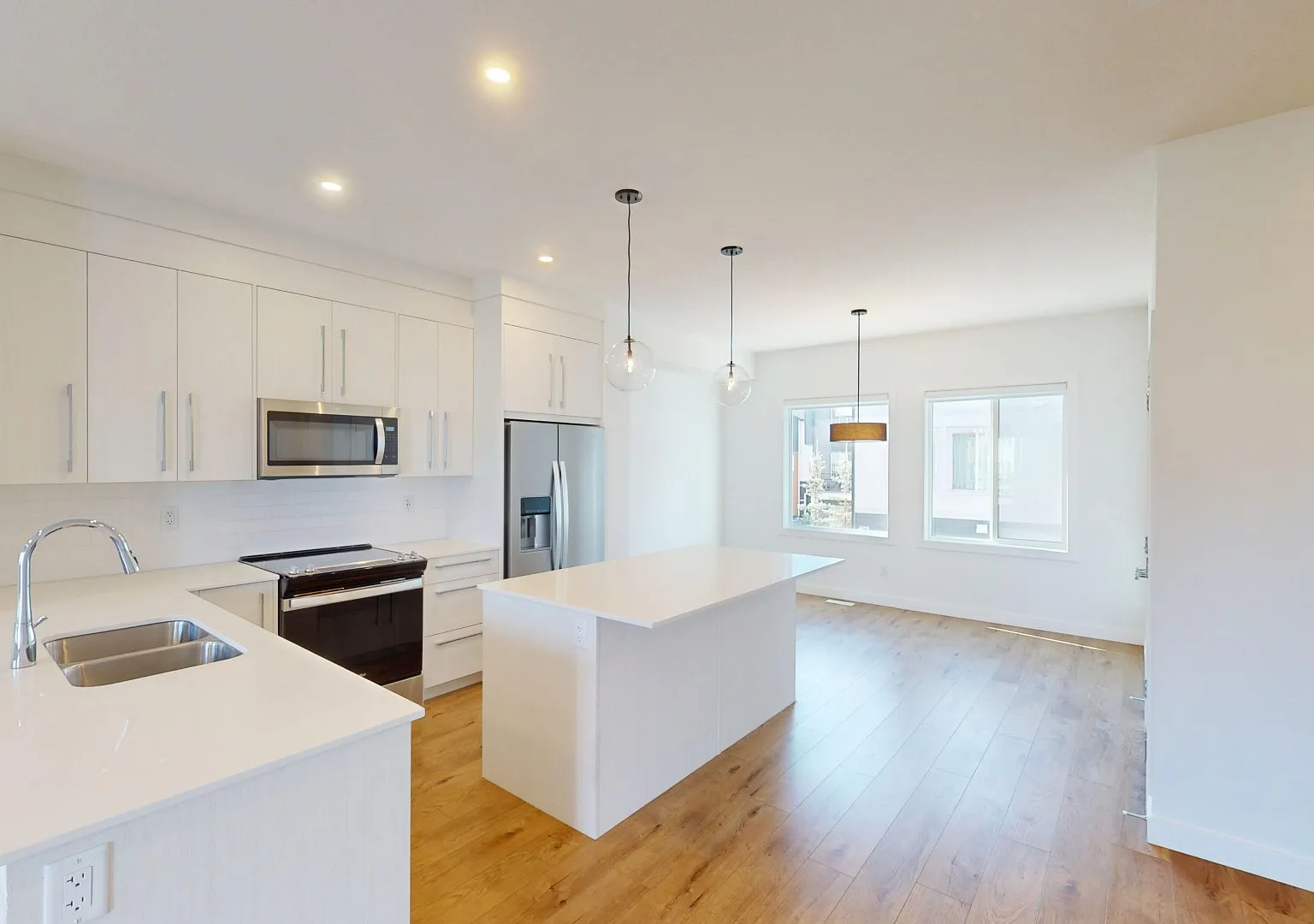 1004 - 280 Chelsea Road — Photo 1
