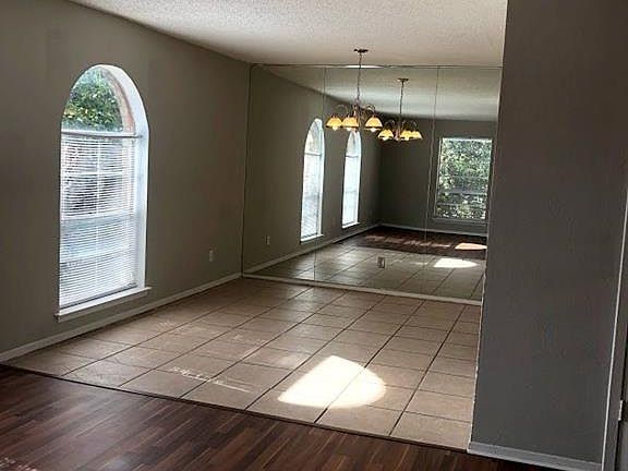 2nd image of 6008 Westridge Ln APT 508
