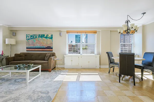 Sold by Nest Seekers International | media 3