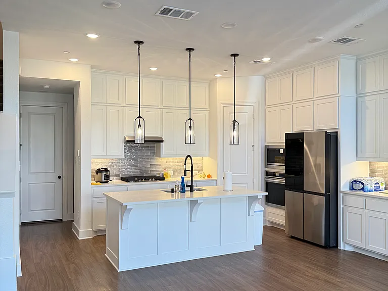 8113 Legacy Oak Dr — Photo 6