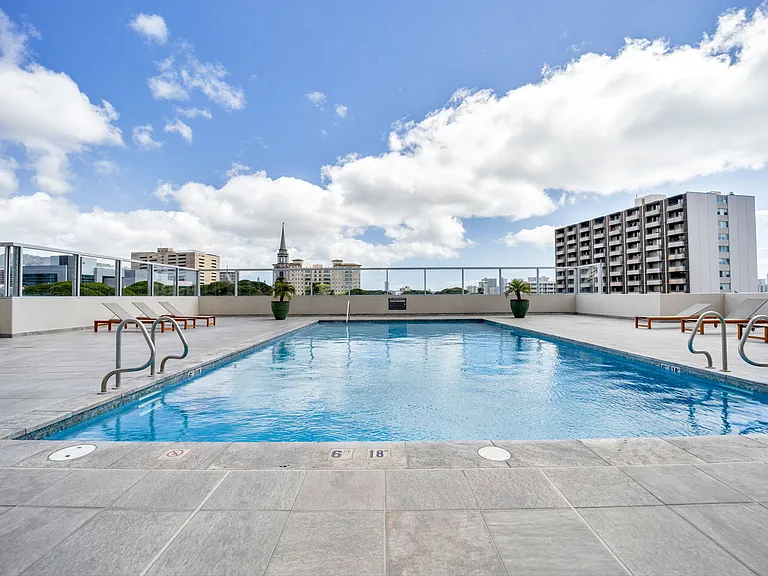 1212 Punahou St #2502 — Photo 16