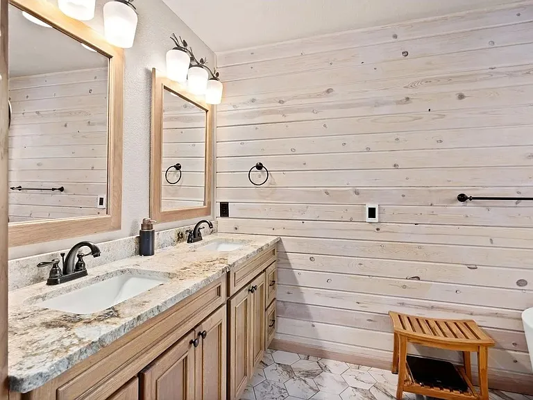 4601 Twin Peaks Dr — Photo 19
