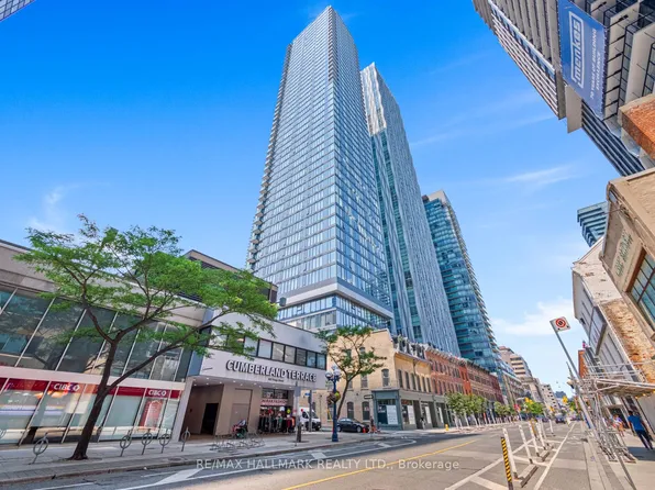 8 Cumberland St, Toronto, ON
