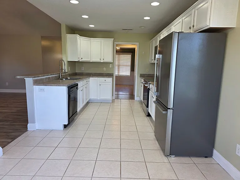 124 Weste Ave — Photo 11