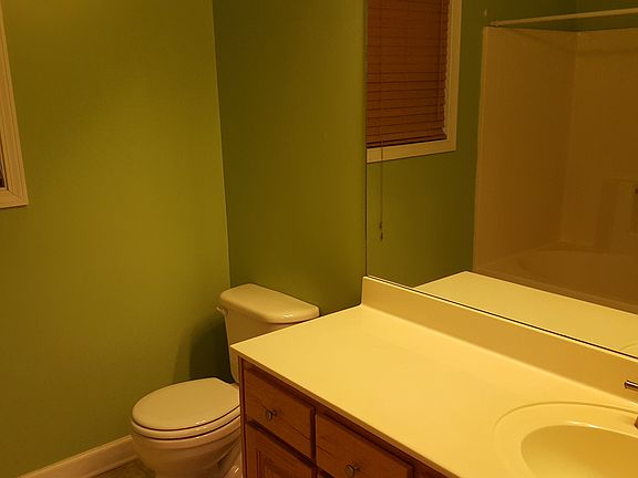 5th image of 110 Stegall Pl