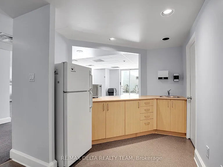 134 York St #205 — Photo 28