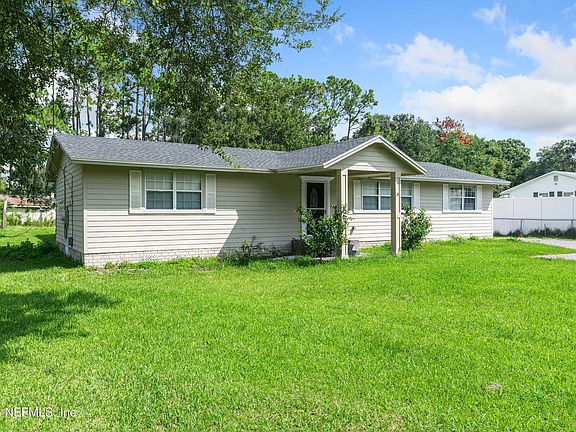 2nd image of 2781 MANDARIN MEADOWS Drive S