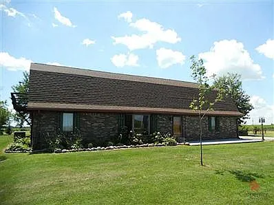 7203 W County Road 1000 N photo 1