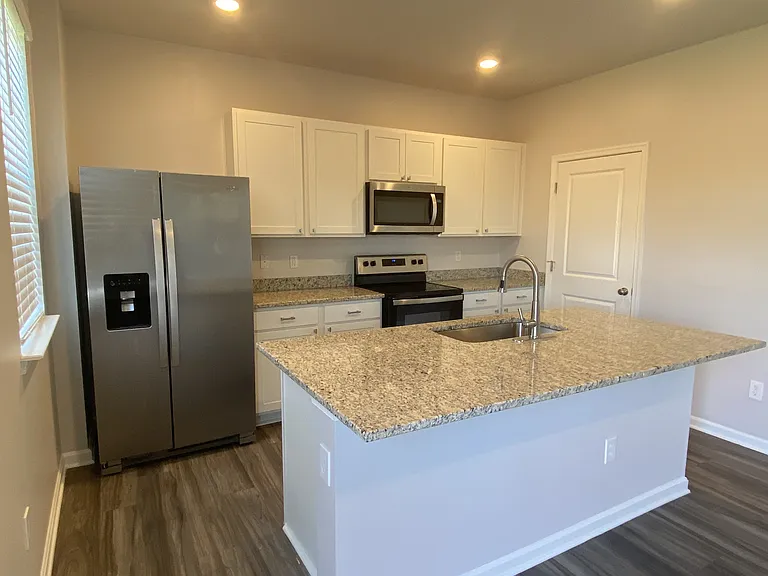 214 Gumspring Dr — Photo 11