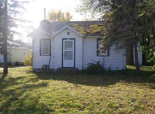 1255 Garden Ave, Waterloo, IA 50701