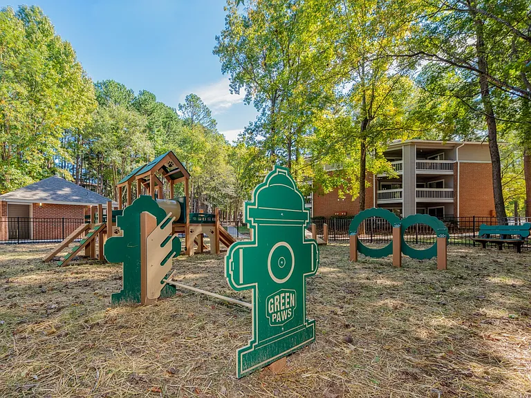 HillRock Estates — Photo 29
