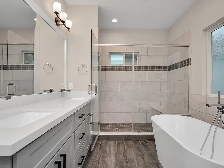1235 W Tidwell Rd — Photo 15