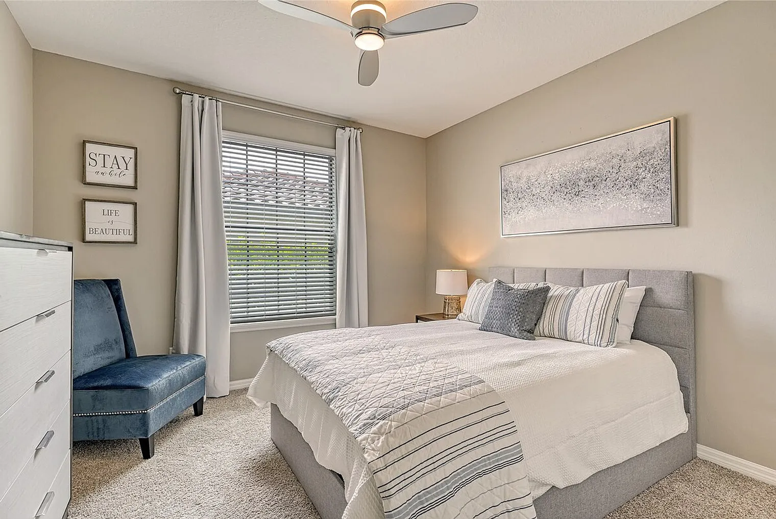 2 bed, 2.0 bath, $4,387 — Photo 3