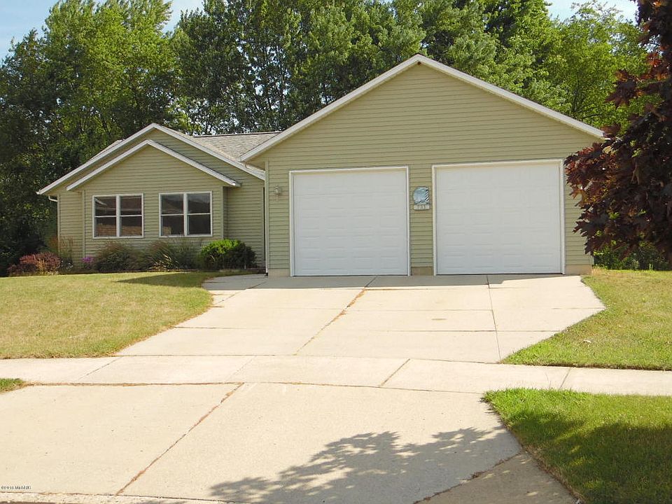 1st image of 731 Howard Ln
