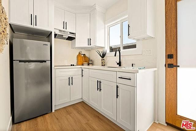 1st image of 2219 Oak Glen Pl #1/4