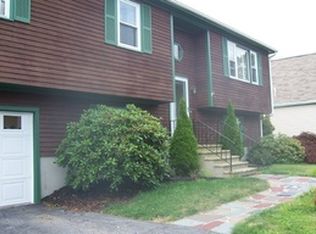 247 Hathaway Commons Rd, Fall River, MA 02720
