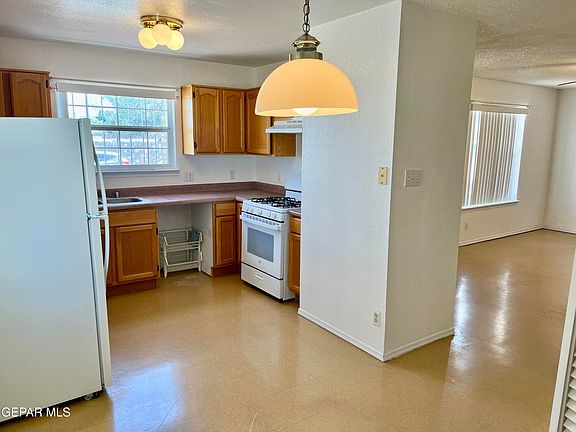 4th image of 5929 Chippendale Ave