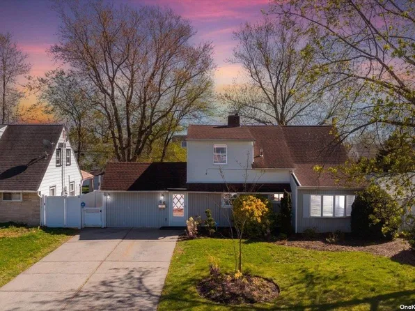 66 Constellation Road, Levittown, NY 11756