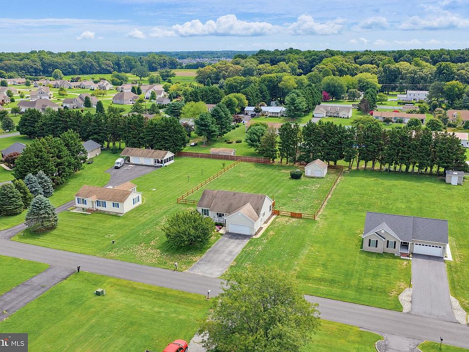 1st image of 106 Falls Rd