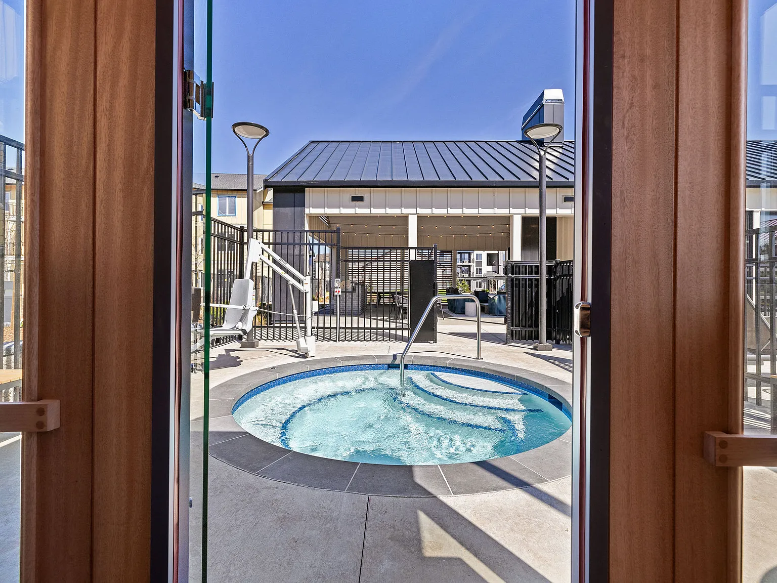 Motto Apartments — Photo 4