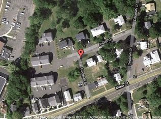 235 Maple St, Naugatuck, CT 06770