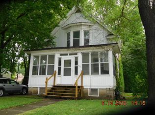 407 N Russell St, Champaign, IL 61821