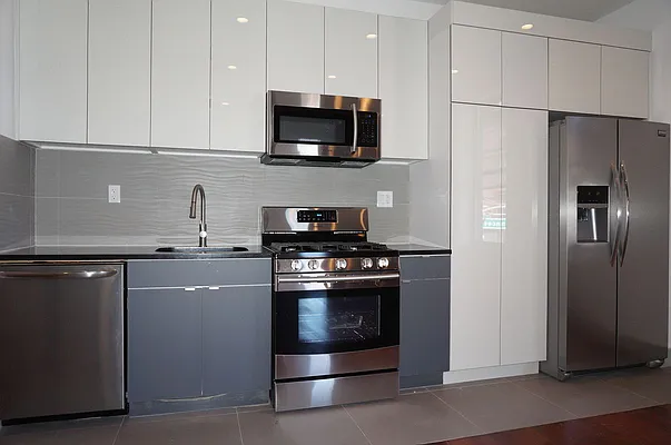 Rented by Real Team Brokerage | media 25