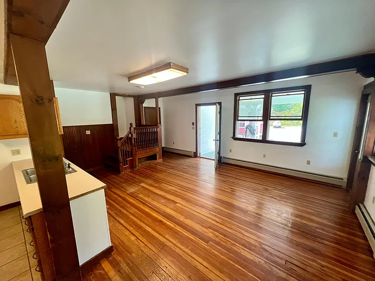 45 Holbrook Ave #6 — Photo 9